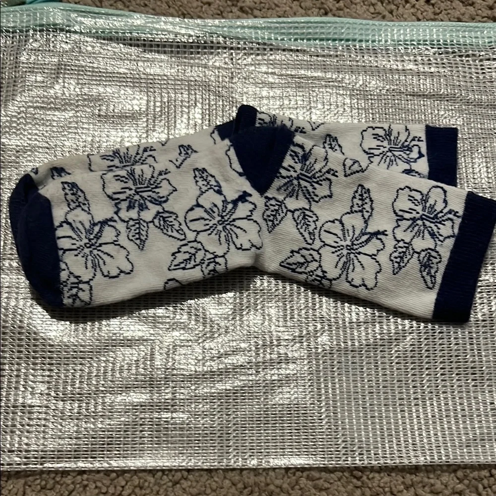 Janie and Jack Blue and White Floral Socks